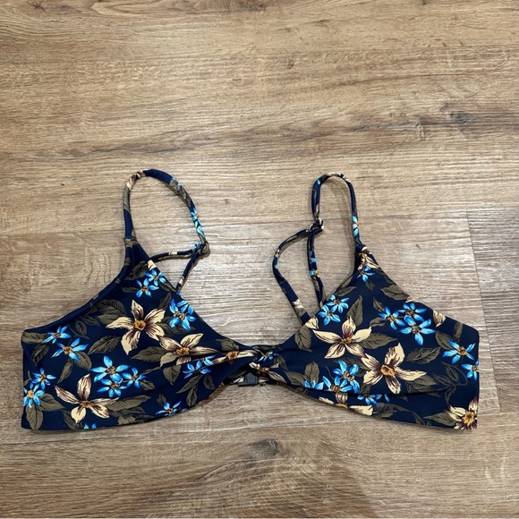Blackbough Midnight Mist Floral Twist Style Bikini Top Size XL - Picture 2 of 7